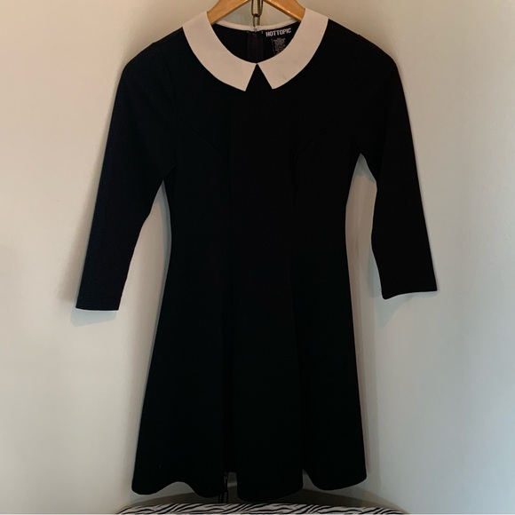 Hot Topic Wednesday Dress - Picture 2 of 9